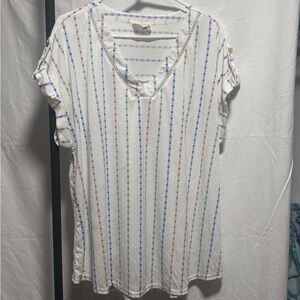 Flower and Feather Striped Short Sleeve blouse